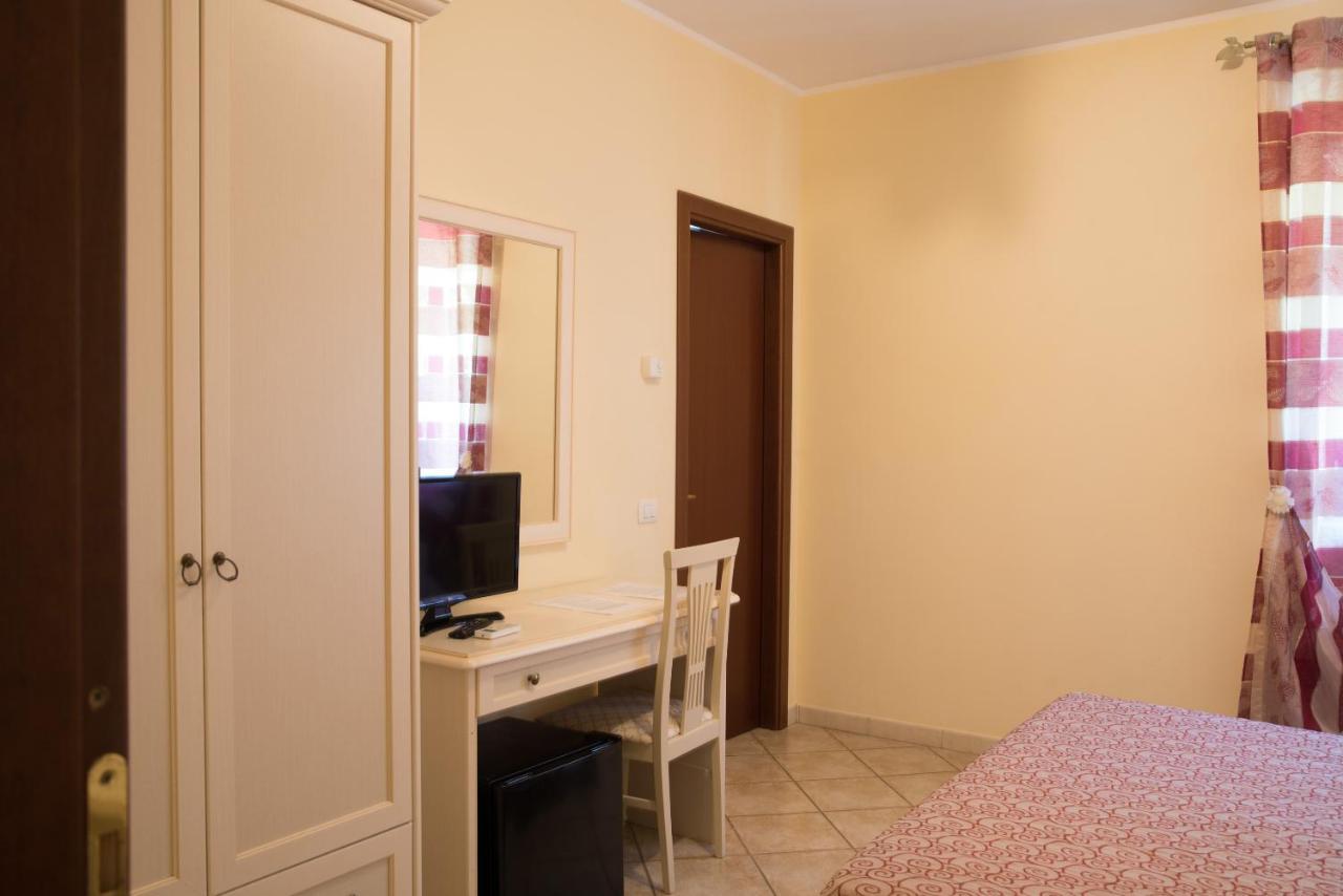 Bed and Breakfast L'Infinito Carbognano Exterior foto