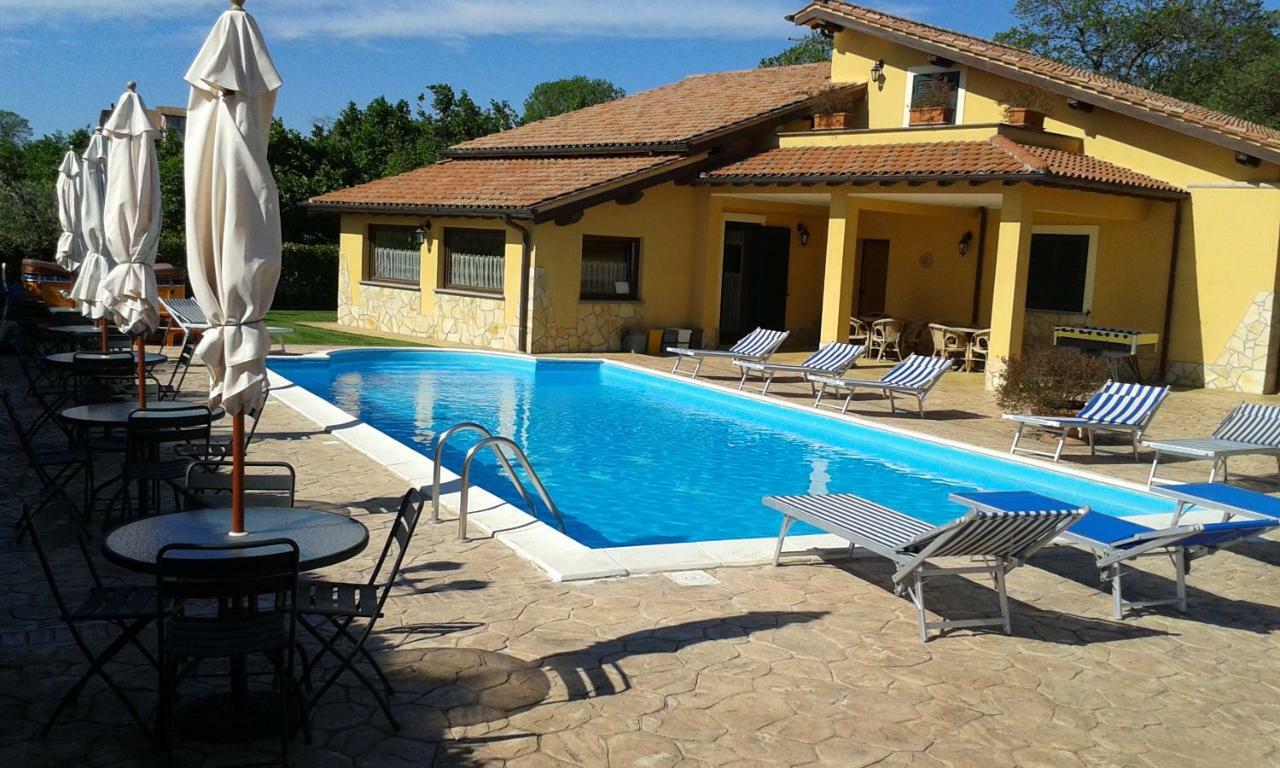 Bed and Breakfast L'Infinito Carbognano Exterior foto